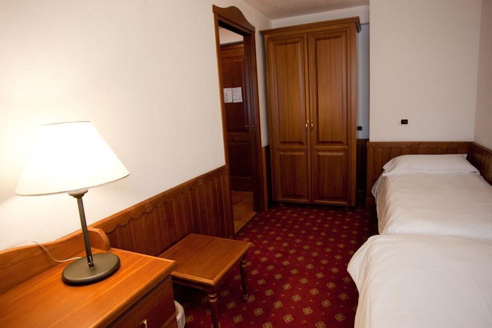 Residence Le Grand Chalet Courmayeur Ngoại thất bức ảnh