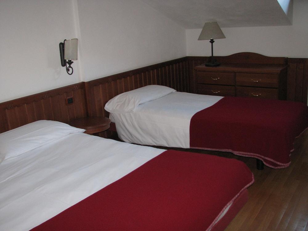 Residence Le Grand Chalet Courmayeur Ngoại thất bức ảnh