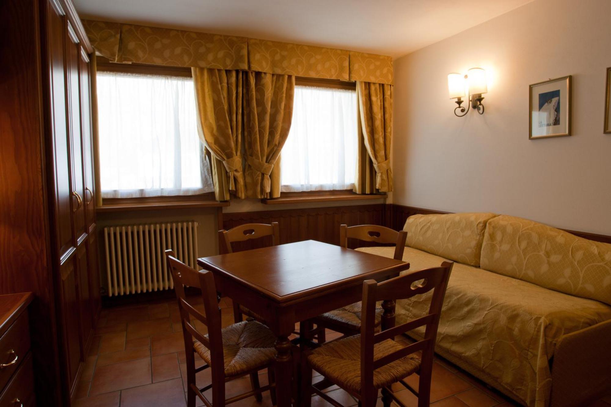 Residence Le Grand Chalet Courmayeur Ngoại thất bức ảnh