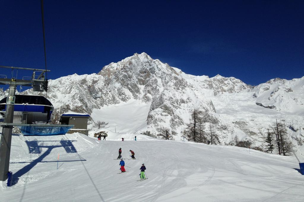 Residence Le Grand Chalet Courmayeur Ngoại thất bức ảnh